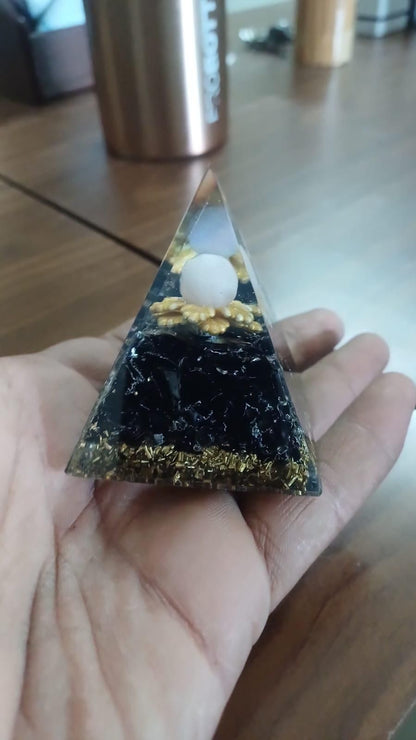 Natural Obsidian Orgonite Chakra Protection Crystal Energy Pyramid